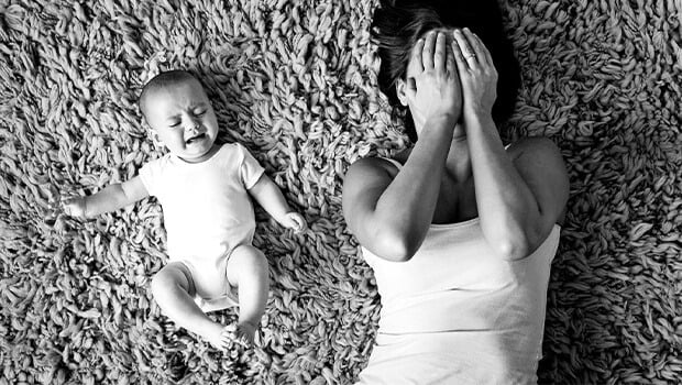 علت افسردگی بعد از زایمان